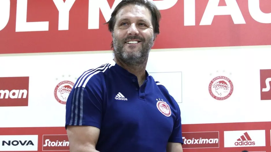 Μαρτίνς: "Πολύ πιθανό να παίξει ο Ονιεκούρου, υπολογίζουμε τον Βατσλίκ για το μέλλον, περιμένω αντίδραση"