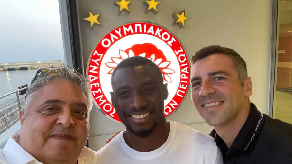Υπογραφή... Κύπριου/Ολυμπιακός Π.