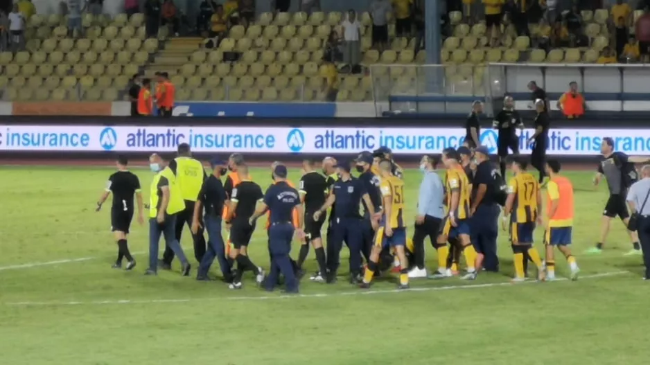Έντονες διαμαρτυρίες ΑΕΛ προς τον ΡΕΦ Χριστοδούλου (φώτος)