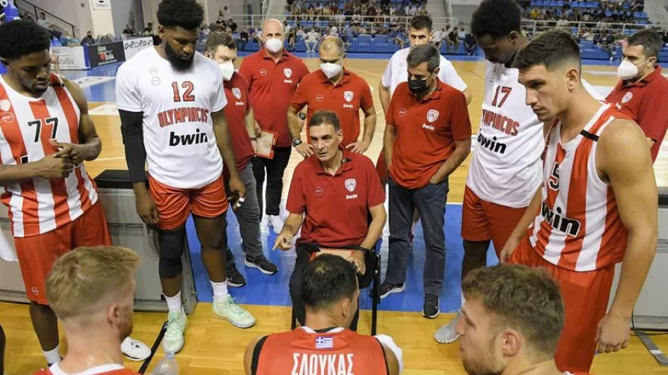 Πλήρης ο Ολυμπιακός στο «Ιβανώφειο»