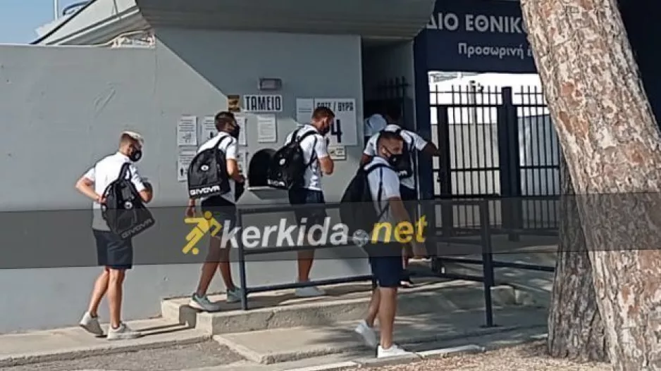 Στο γήπεδο για το... ιστορικό (φώτος)