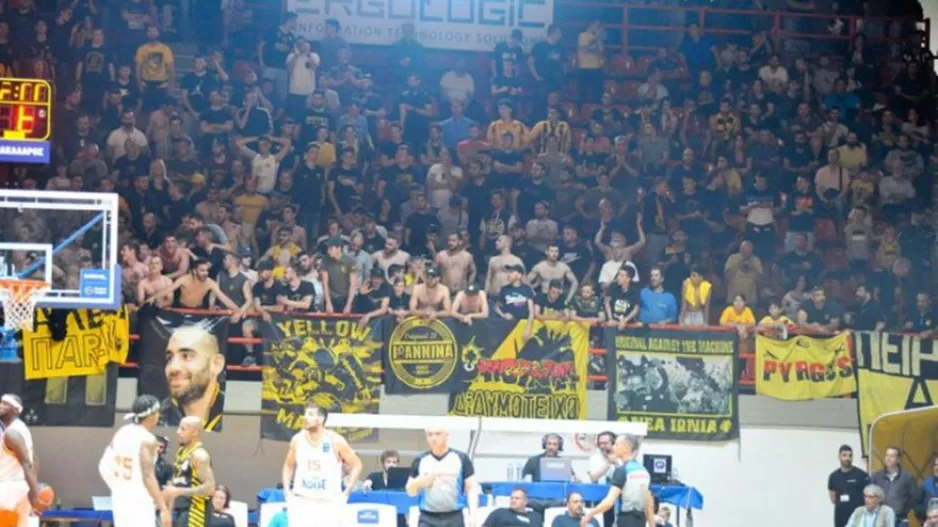 Με κόσμο η ΑΕΚ στο Super Cup