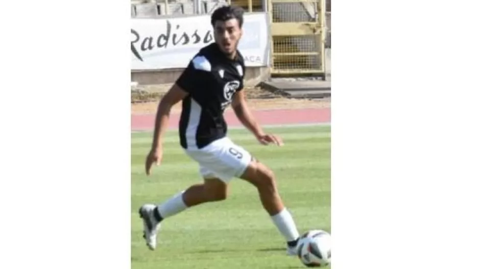 Ανανέωσε ο Ποντικός