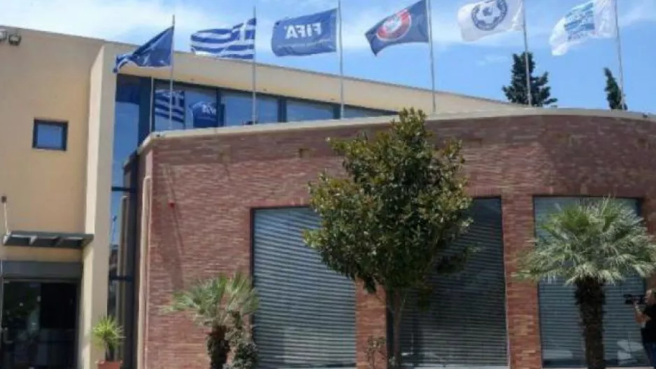 Superleague: «Γιατί γίνεται Παρασκευή και όχι Κυριακή το Ιωνικός-Άρης...»