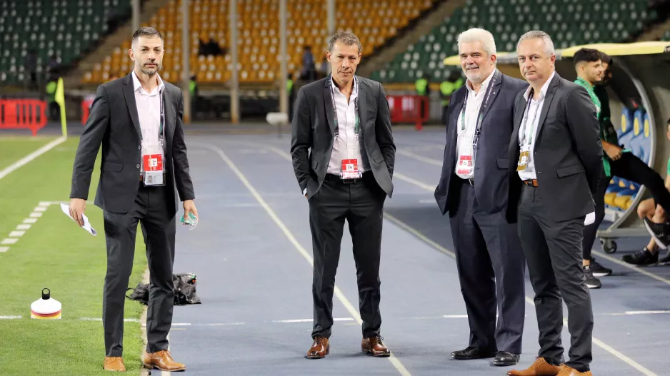 Στην... τρίχα/Ομόνοια 