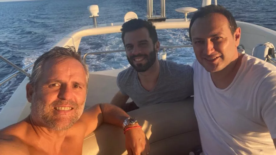Ποδοσφαιρική παρέα στο σκάφος