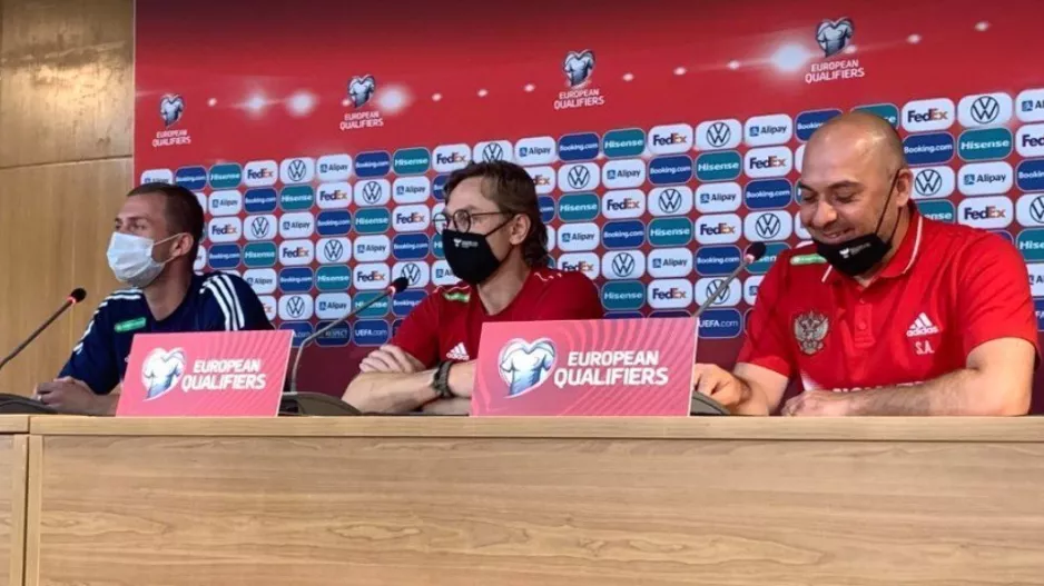 Barinov και Karpin:"Η Κύπρος είναι σοβαρός αντίπαλος/Πρέπει να κτυπήσουμε τις αδυναμίες της"