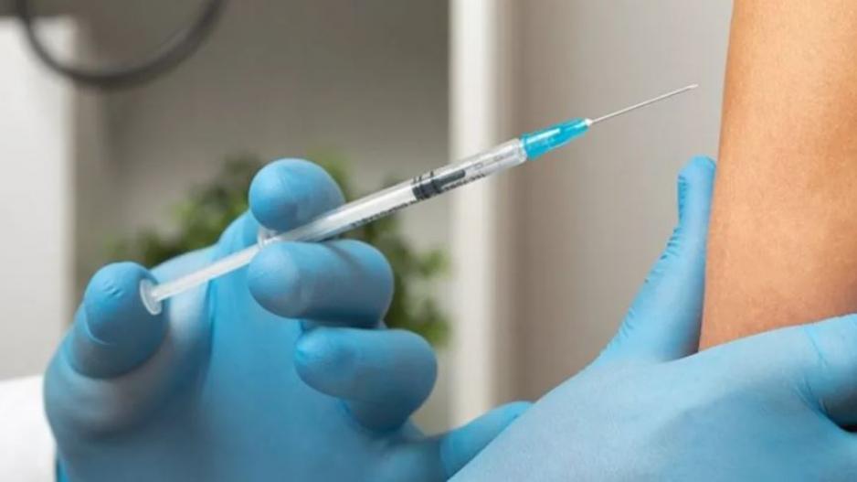 Fake εμβολιασμοί: «Εισάγουν» πιστοποιητικά από Βουλγαρία