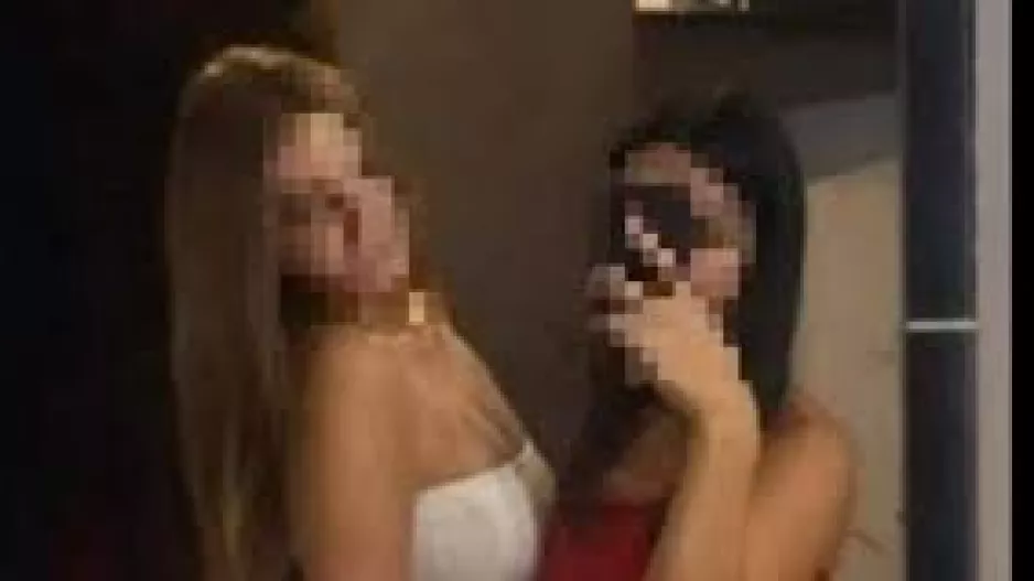 «Δεν είναι η 17χρονη στο βίντεο, θα κλείσω στη φυλακή αυτούς που το δημοσιοποίησαν»