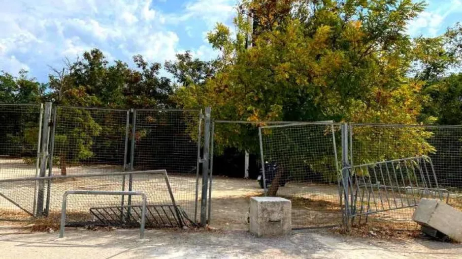Καταγγελίες για ζημιές από το ΟΑΚΑ στο περιθώριο του ΑΕΚ - Ιωνικός 