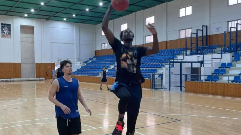 Η ιστορική πρώτη προπόνηση του Αχιλλέα στο CB 