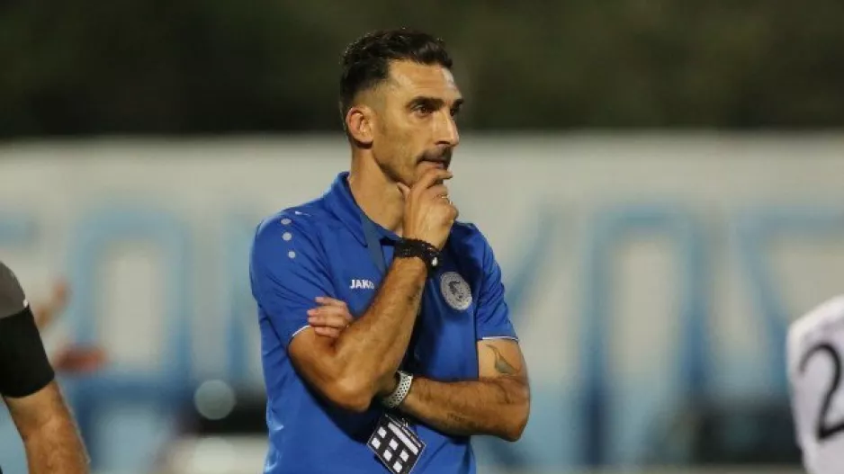 Προβληματισμένος