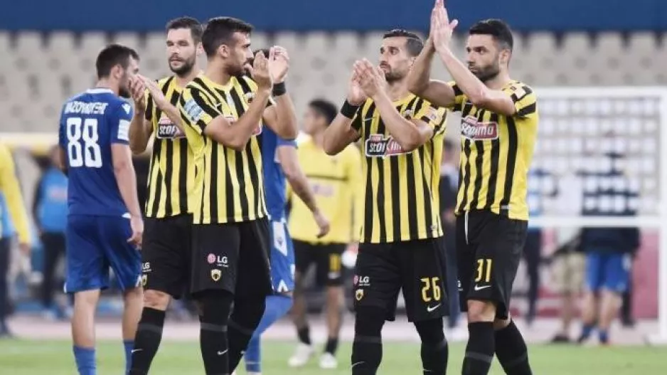 AEK: Μικρό πρόβλημα με Τζαβέλλα, «παίζει» ο Σβάρνας για Παναιτωλικό