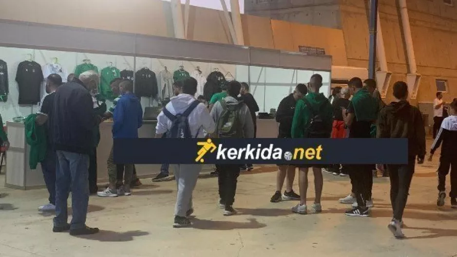 Εισιτήρια και μπουτίκ οι Ομονοιάτες (φώτος)