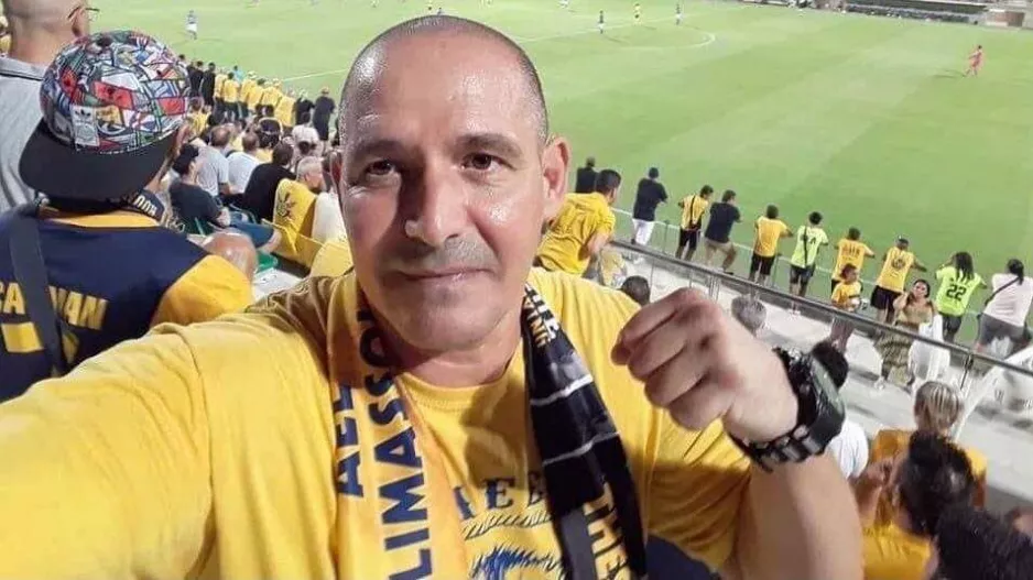 Θύρα 3: "Ας είναι ελαφρύ το χώμα που θα τον σκεπάσει"