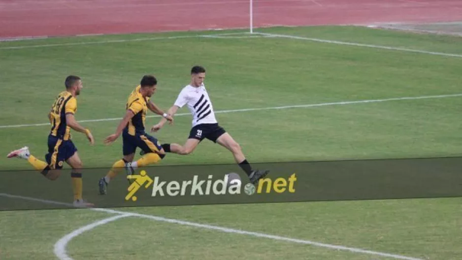 ΓΚΟΛ (εξαιρετικό) στα 32 δευτερόλεπτα!! (φώτος)