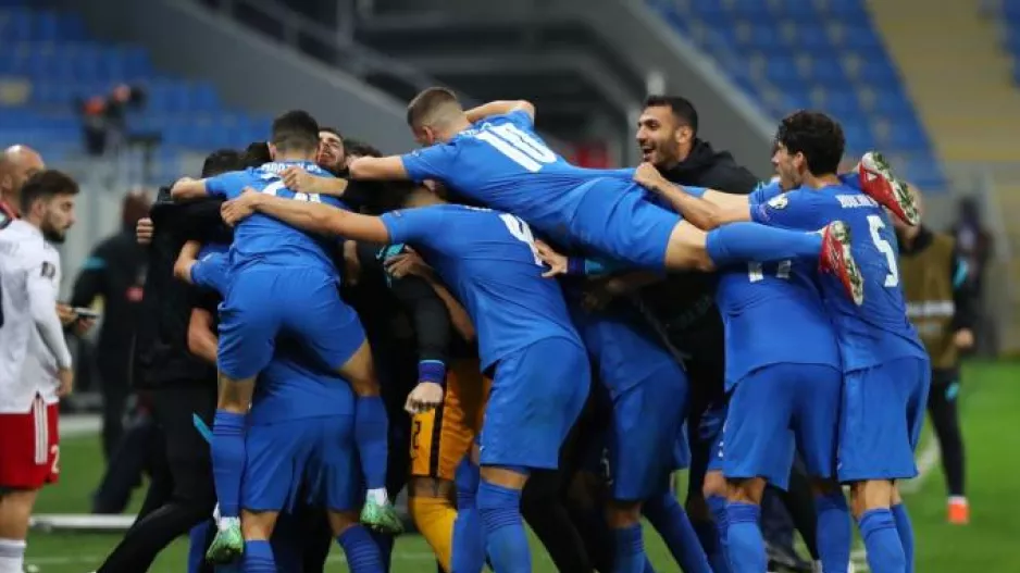 Εκεί που τολμούν οι Έλληνες!