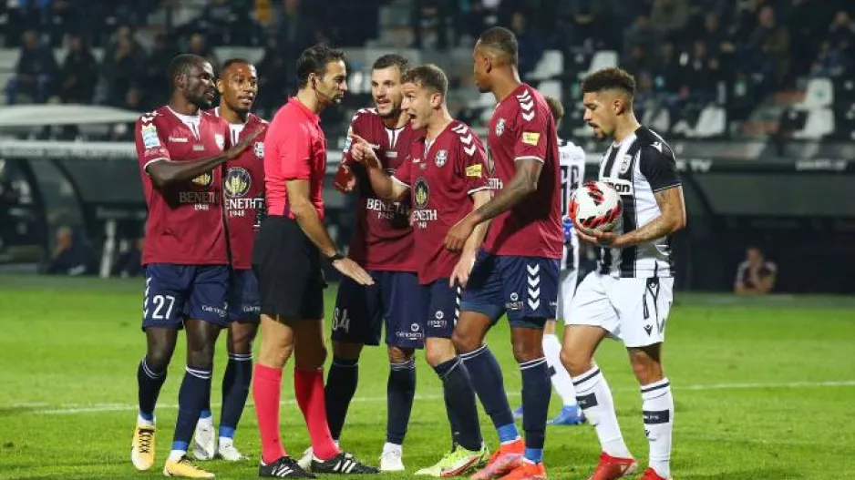 Ανακοίνωση για τη διαιτησία: "Ντροπή και μόνο ντροπή"