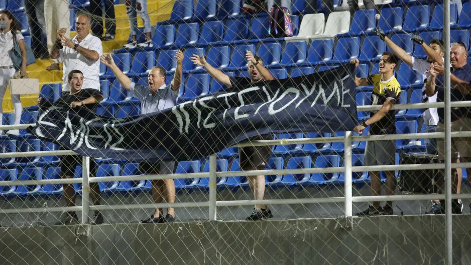 Οι ΚΕΡΥΝΕΙΩΤΕΣ...