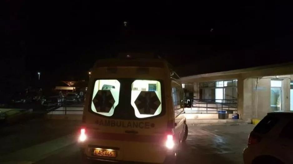 4 πρόσωπα στο νοσοκομείο μετά από τροχαίο στην Πάφο