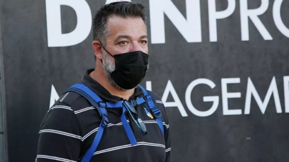 ΠΑΡΕΜΒΑΣΗ Πετεβίνου: "Στα πόσα 'fuck off' αποβάλλεται ο Ουάρντα;"