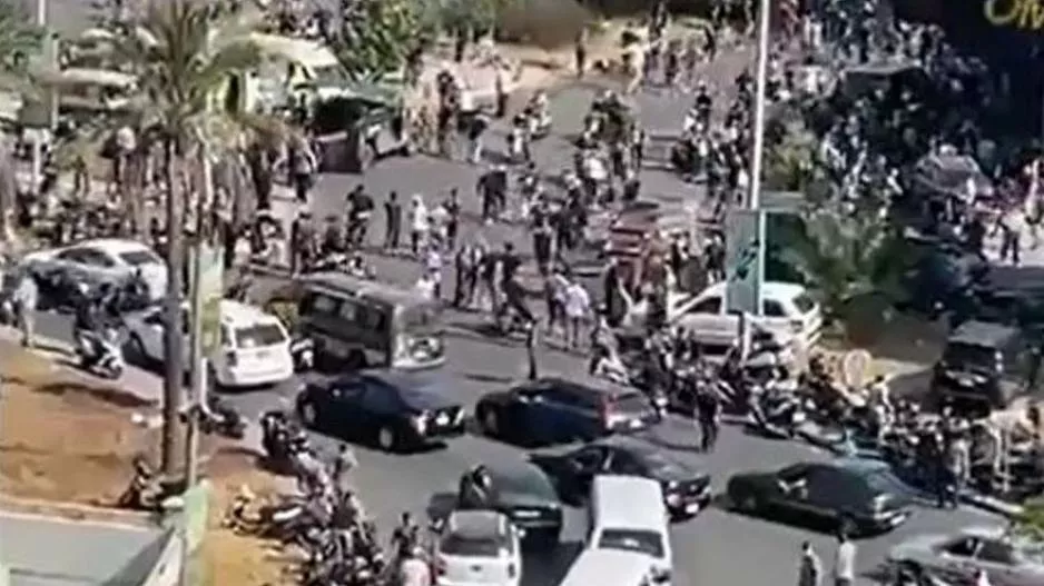 Χάος στη Βηρυτό: Εκρήξεις και πυροβολισμοί! 
