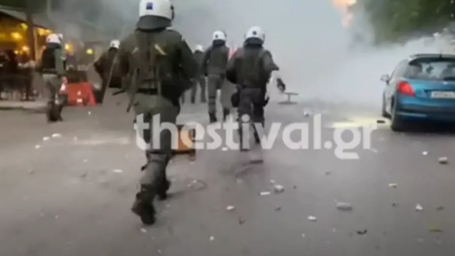 Επεισόδια έξω από το γήπεδο της Τούμπας