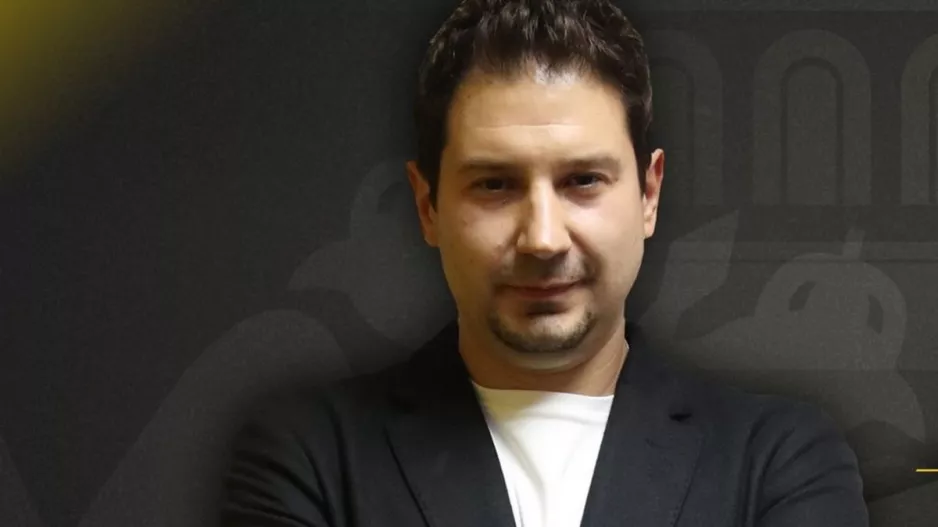 Επίσημα στον πάγκο της ΑΕΚ ο Γιαννίκης