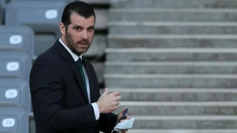 Πιέσεις για να μείνει στη Λίγκα