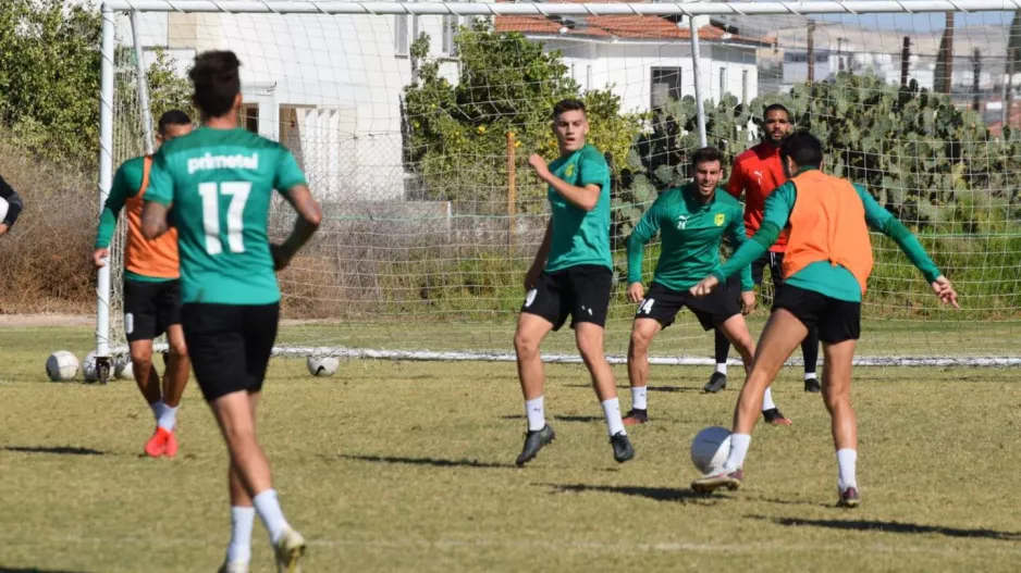 Με Λοϊζίδη οι προπονήσεις της ΑΕΚ (φώτος)