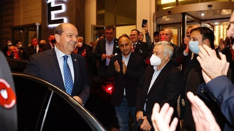 Τι να συζητήσεις μαζί του;