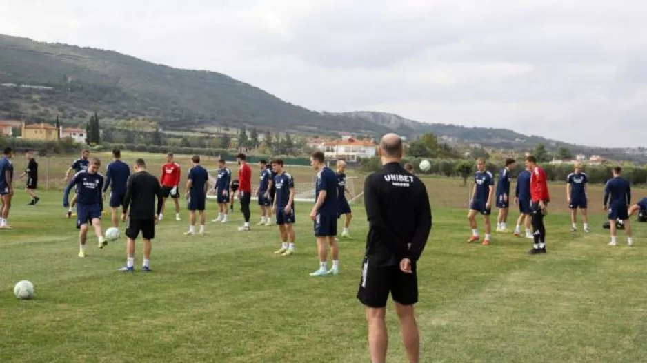 Πρωινό «ξεμούδιασμα» για τους Δανούς