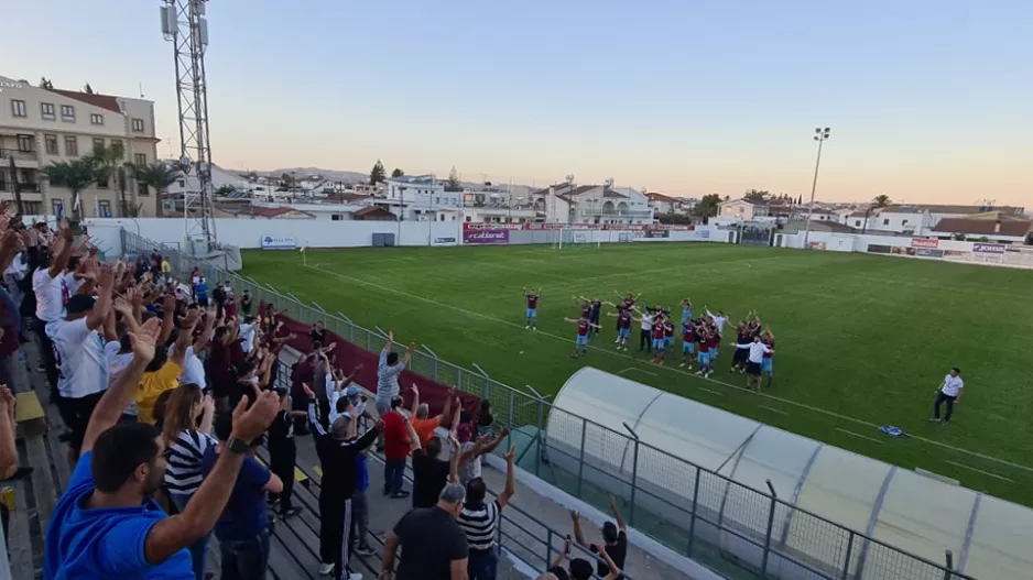 Από σκόρερ έγινε... οργανωτής κερκίδας! (βίντεο)