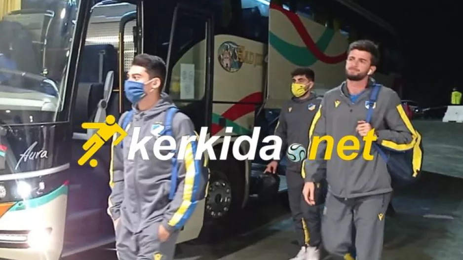 Η άφιξη του ΑΠΟΕΛ στην Αρένα (φώτος/βίντεο)