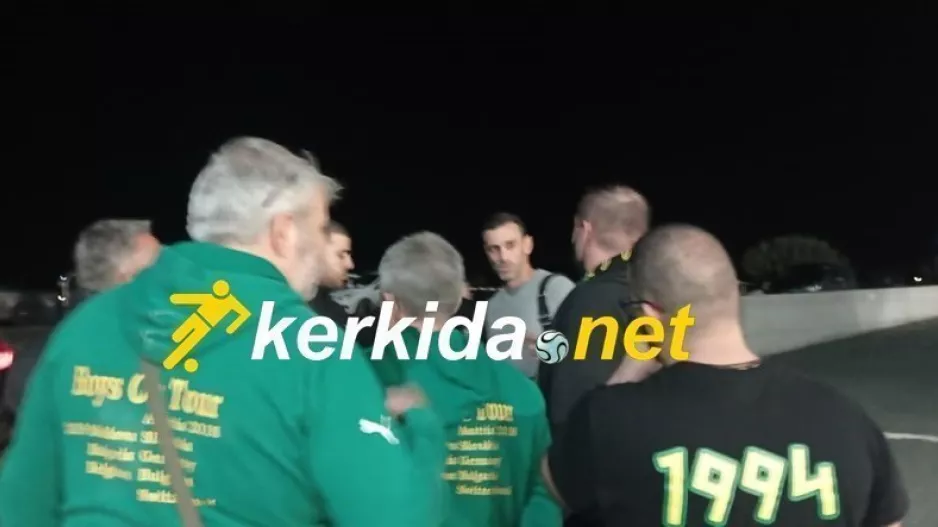 ΦΩΤΟ/Αποθέωσαν Καταλά μετά το ντέρμπι