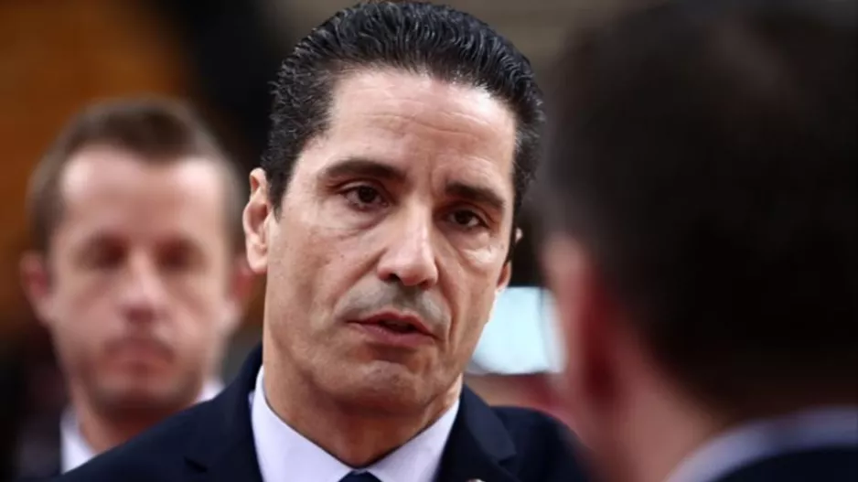 Σφαιρόπουλος: «Θα βοηθήσει τον Ολυμπιακό ο Έισι»