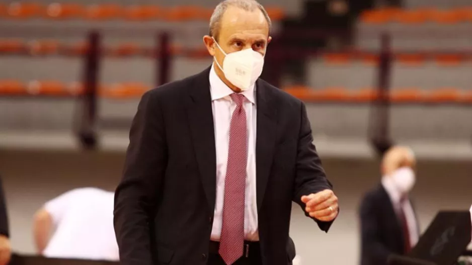 «Τυπική ομάδα… Μπαρτζώκα ο Ολυμπιακός»