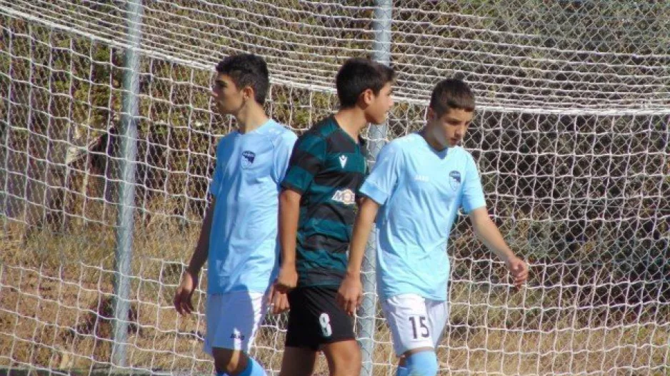 (Φωτορεπορτάζ) Κ15 Πάφος FC - Ολυμπιακός