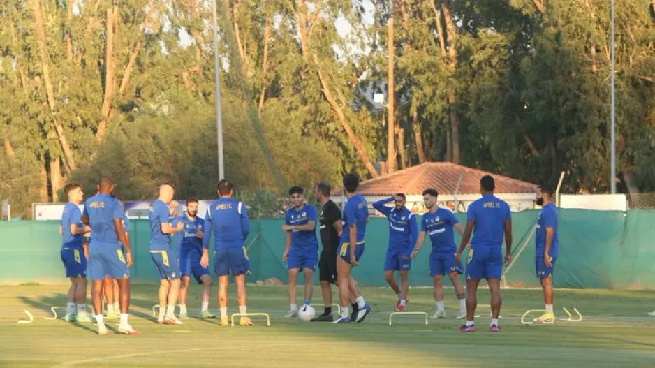 Έτοιμο με 23 το ΑΠΟΕΛ