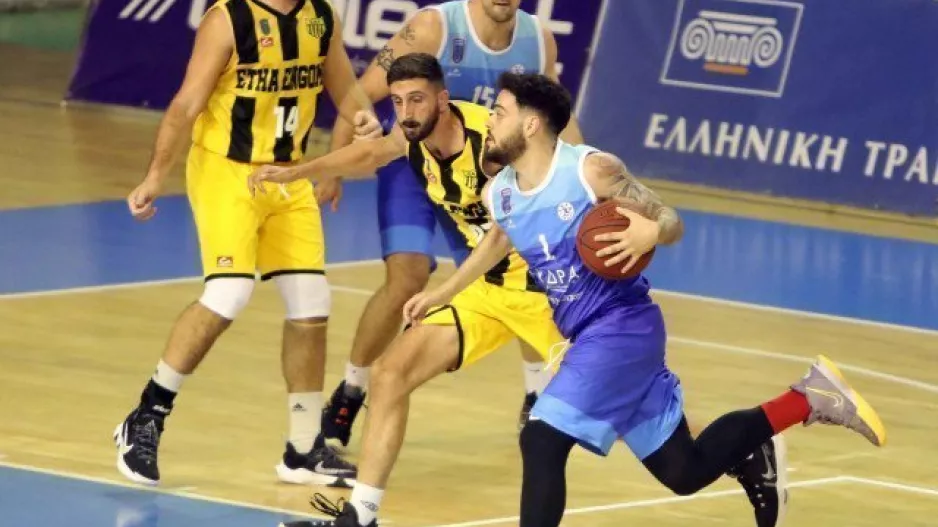 Σεφτέ με διπλό η ΕΝΑΔ (φώτος)