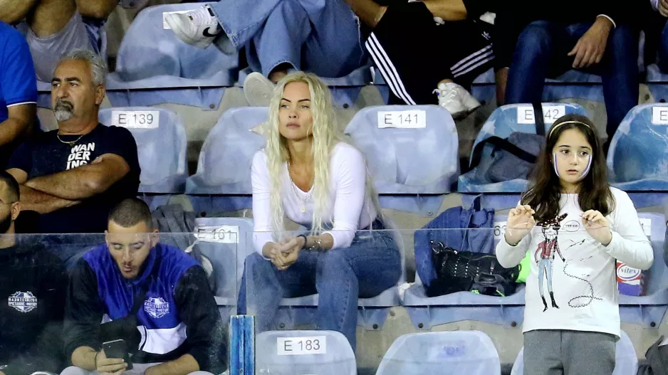 Ξεχώρισε