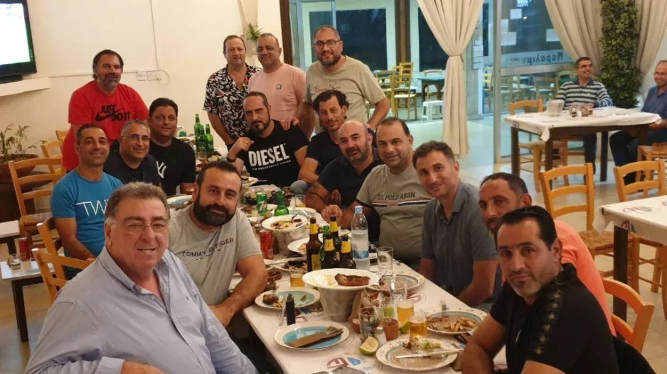 Δείπνο... απ' τα παλιά!