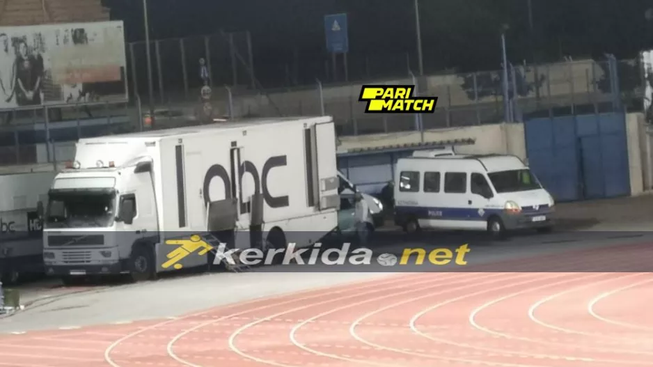 Πρόβλημα με το ΒΑΡ στο Τσίρειο, θα αρχίσει στις 19:30 το ματς! 