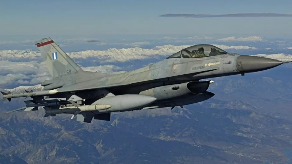 Ελλάδα: Eπεσε μαχητικό F 16 - Σώος ο πιλότος
