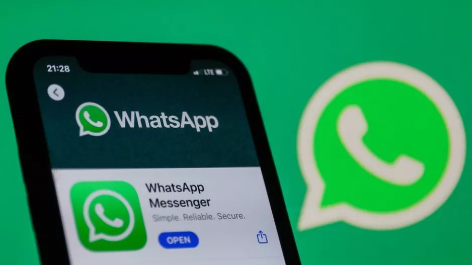 WhatsApp τέλος σε πάνω από 50 κινητά από σήμερα!