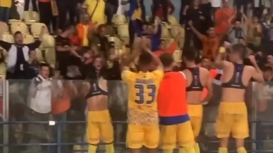 "Ας δείξουμε σε όλους, τι σημαίνει ΑΠΟΕΛ" (Βίντεο - ανάρτηση ενόψει ΑΕΛ)