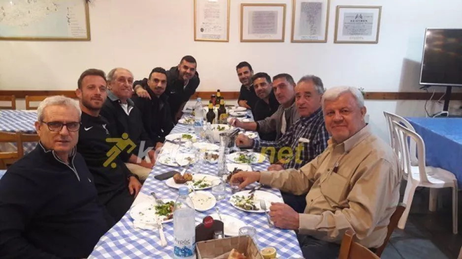Tραπέζι... ΑΠΟΕΛ με Legends και νέα γενιά παλαιμάχων!
