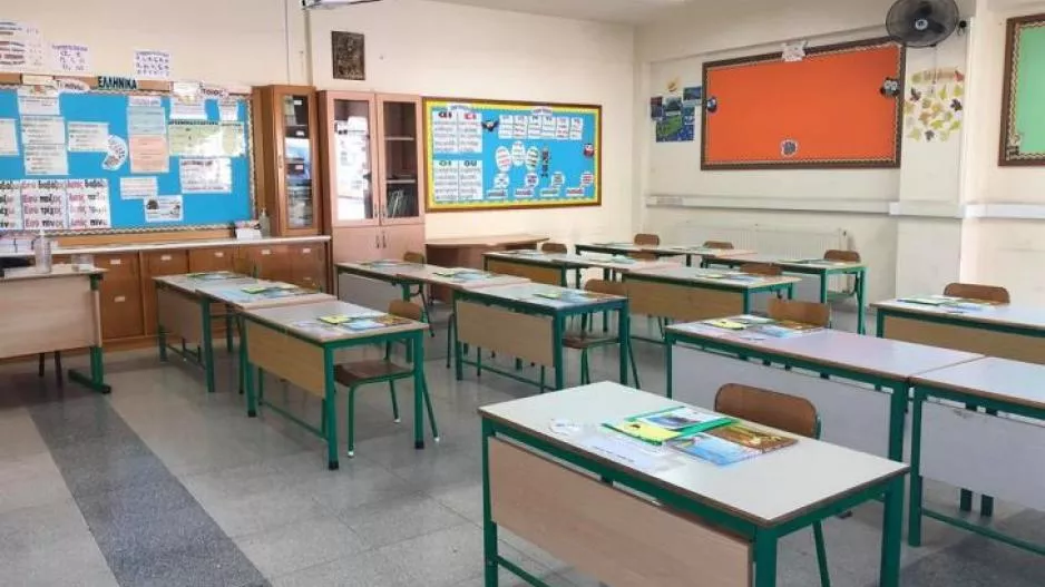 Γονιός απείλησε διευθύντρια Δημοτικού ότι θα επιστρέψει με όπλο