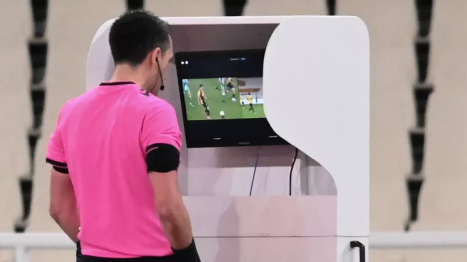 Με VAR από τη φάση των 16