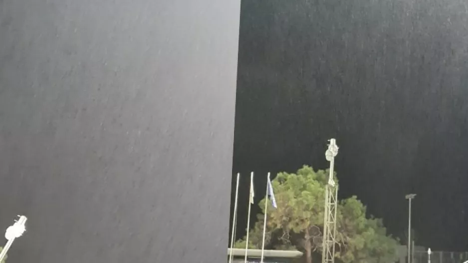 Ψιλόβροχο για λίγο στο Δασάκι 
